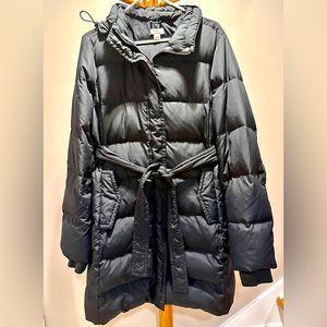 GUC J. Crew black puffer coat